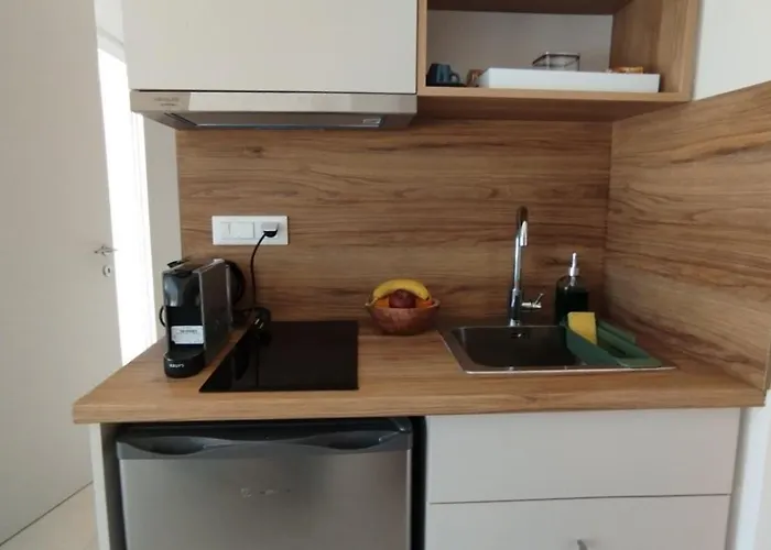 Tamaris Θέρετρο *